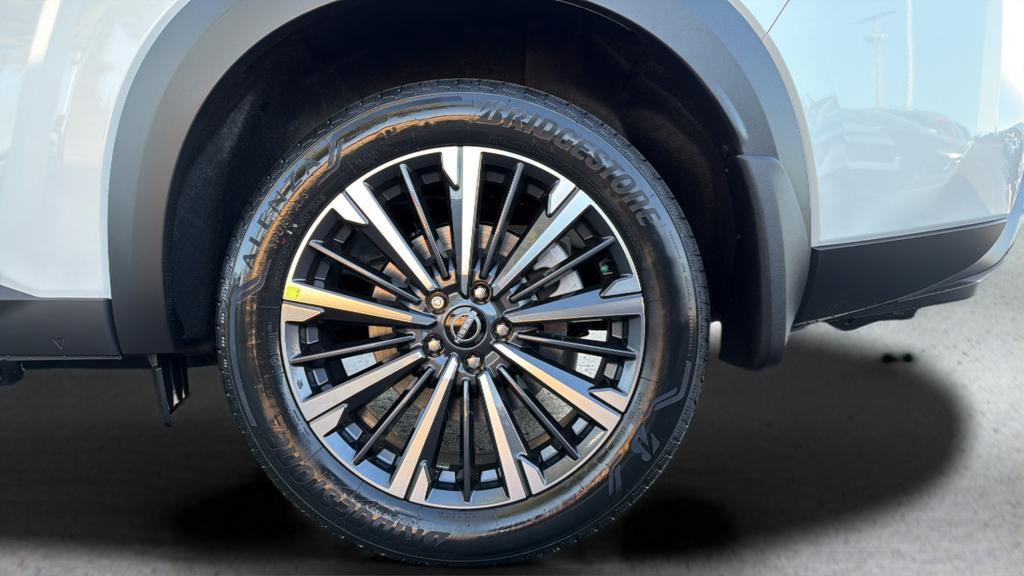 new 2026 Nissan Pathfinder car, priced at $50,136