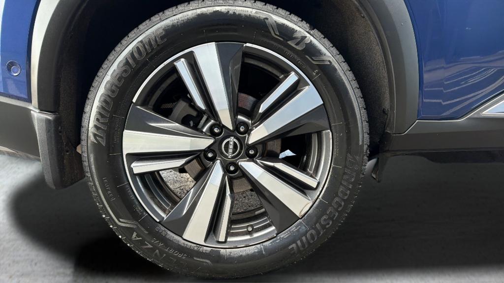 used 2023 Nissan Rogue car, priced at $28,494