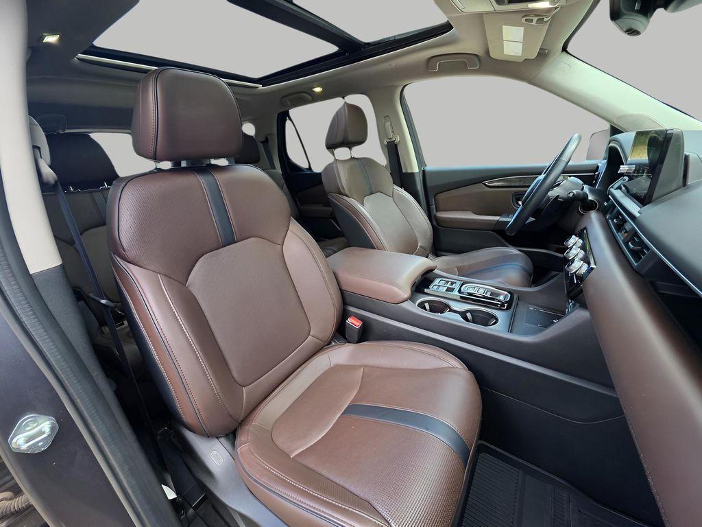 used 2023 Honda Pilot car, priced at $40,994