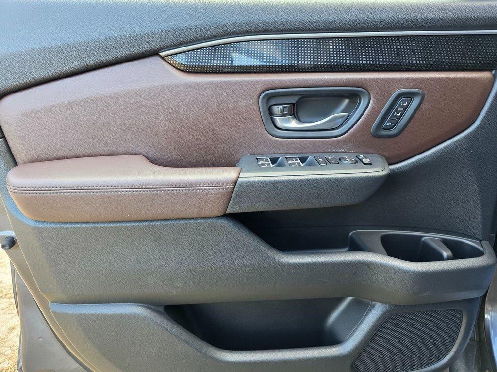 used 2023 Honda Pilot car, priced at $40,994