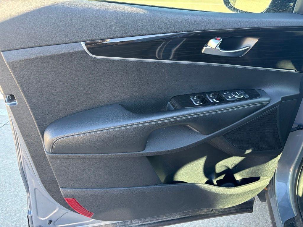 used 2019 Kia Sorento car, priced at $12,493