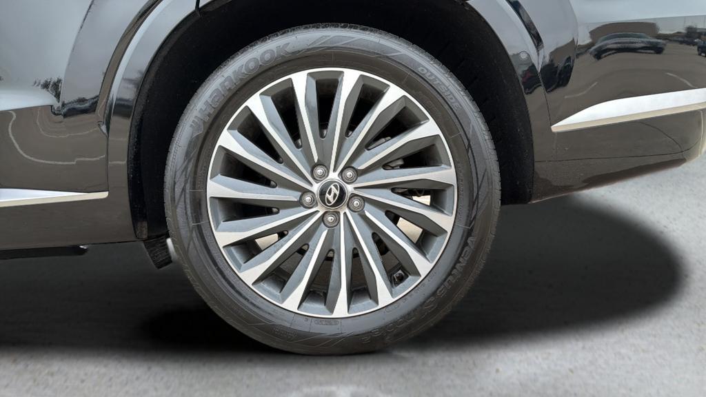 used 2024 Hyundai Palisade car, priced at $38,995