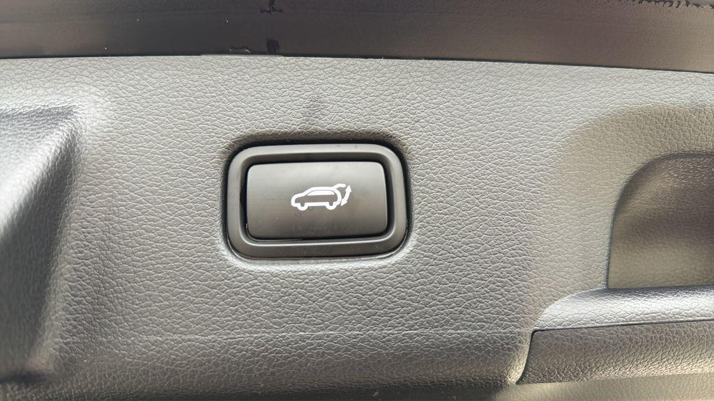 used 2024 Hyundai Palisade car, priced at $38,995