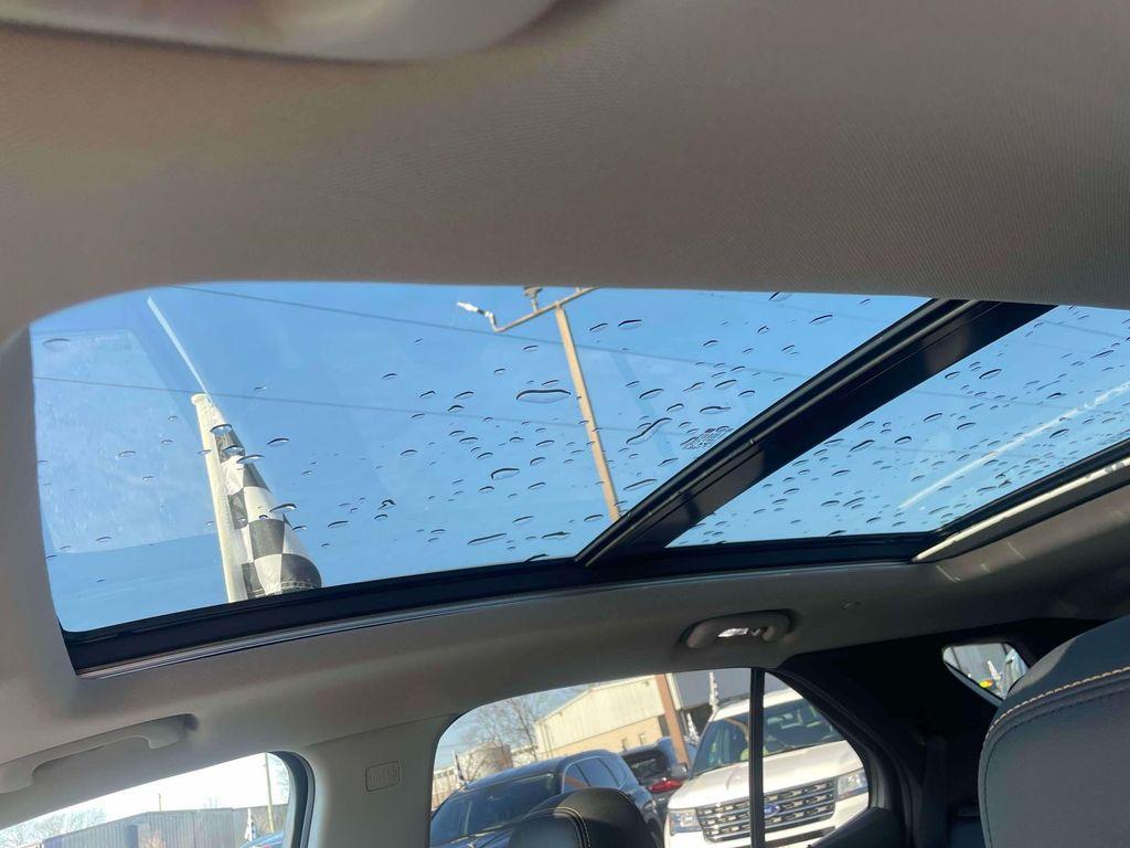 used 2020 Chevrolet Equinox car, priced at $19,995