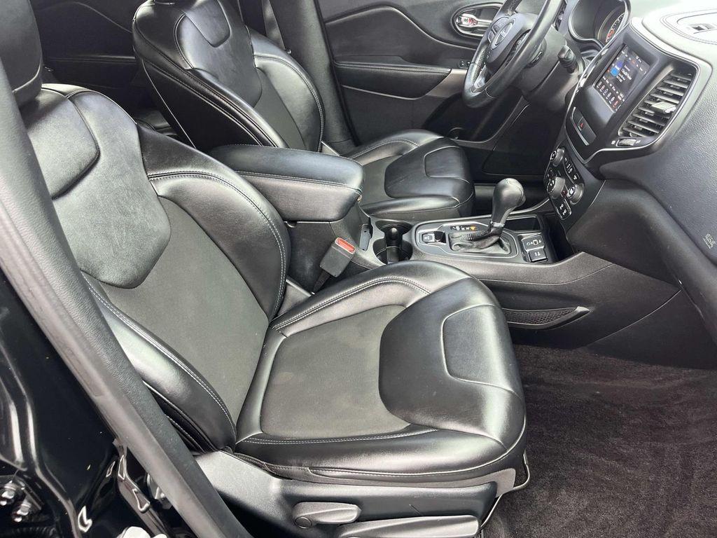 used 2019 Jeep Cherokee car, priced at $11,795