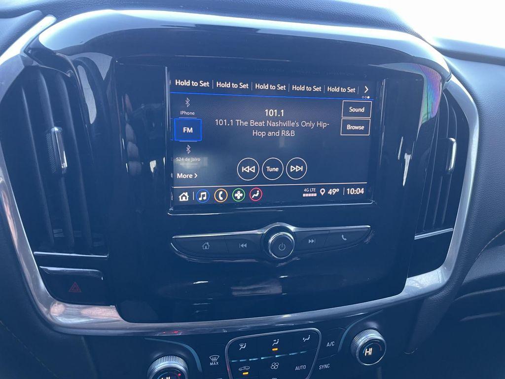 used 2020 Chevrolet Traverse car, priced at $16,495