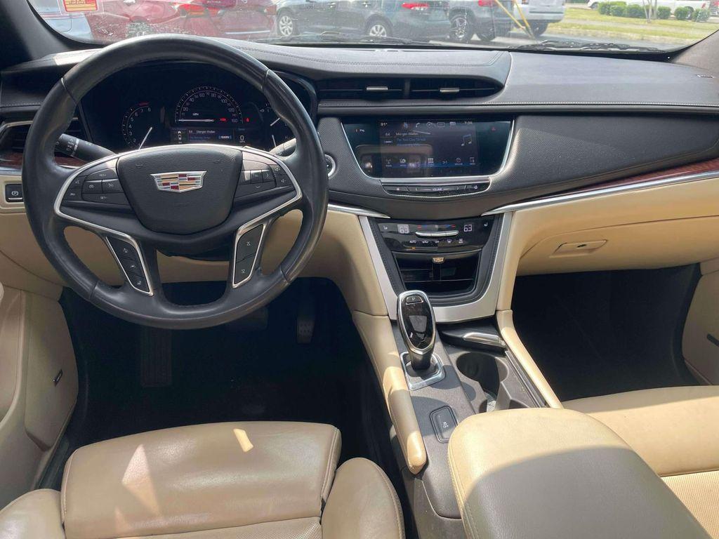 used 2017 Cadillac XT5 car, priced at $14,995