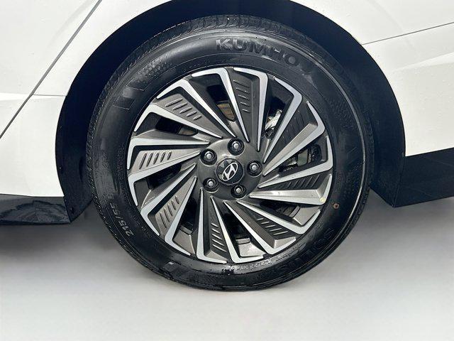 used 2025 Hyundai Sonata Hybrid car, priced at $21,487