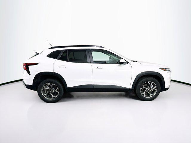 used 2025 Chevrolet Trax car, priced at $20,896