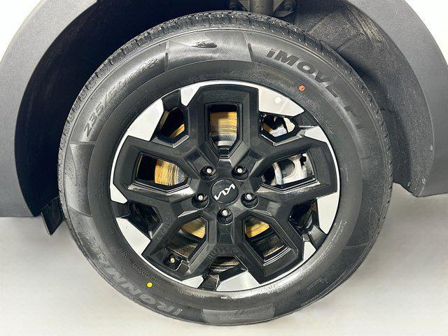 used 2024 Kia Sorento car, priced at $23,297