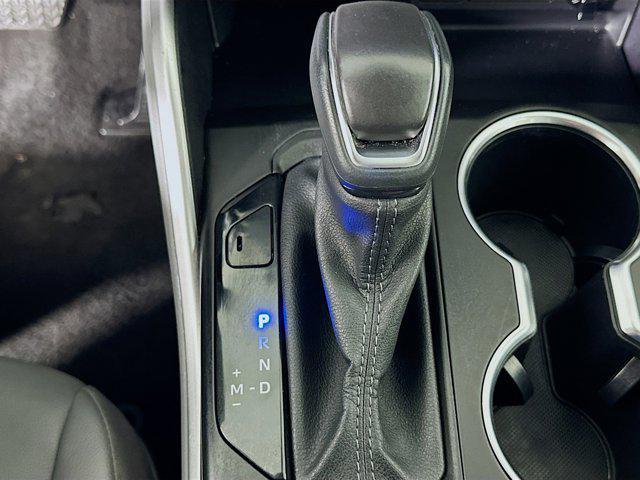 used 2023 Toyota Highlander car, priced at $30,996