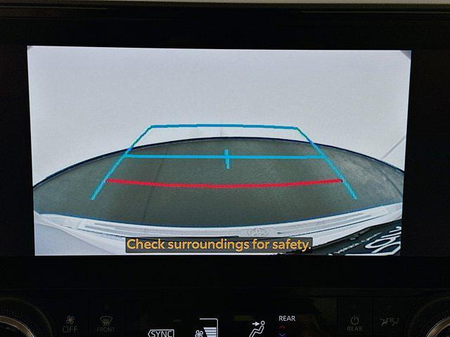 used 2023 Toyota Highlander car, priced at $30,996