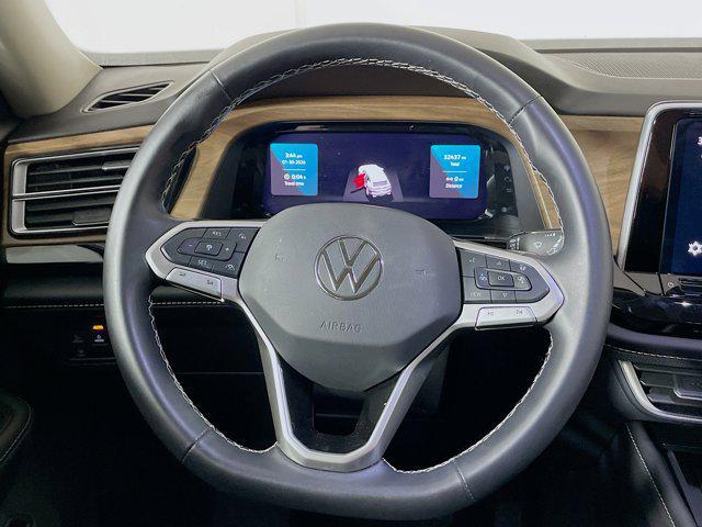 used 2025 Volkswagen Atlas car, priced at $30,697