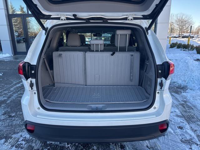 used 2017 Toyota Highlander car, priced at $20,395