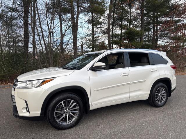 used 2017 Toyota Highlander car, priced at $20,395