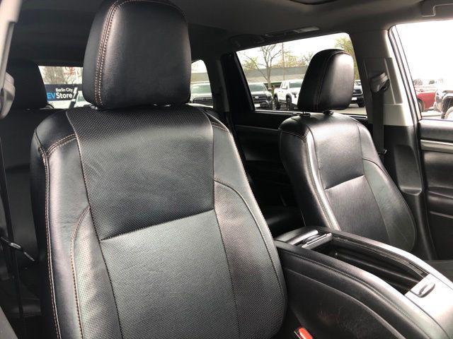 used 2019 Toyota Highlander car, priced at $28,551