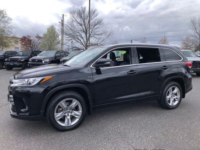 used 2019 Toyota Highlander car, priced at $28,551