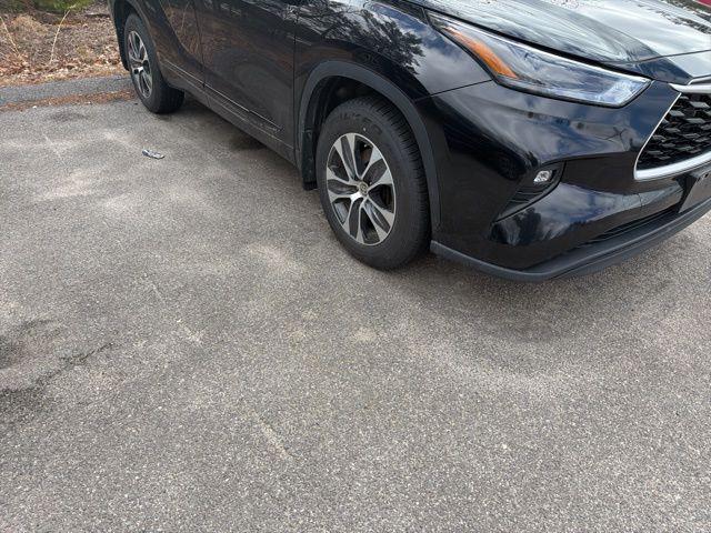 used 2023 Toyota Highlander car, priced at $38,684