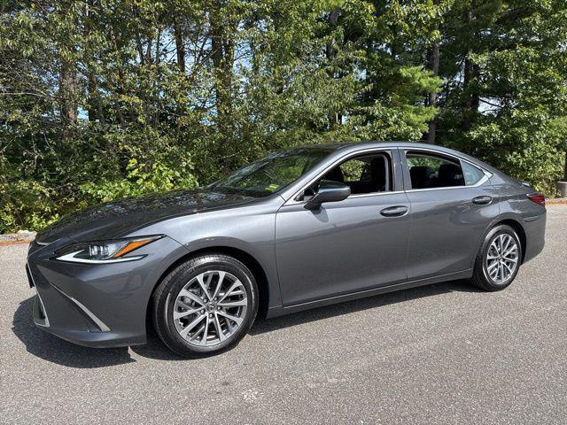 used 2024 Lexus ES 300h car, priced at $40,998