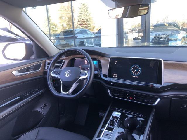 used 2025 Volkswagen Atlas car, priced at $31,558