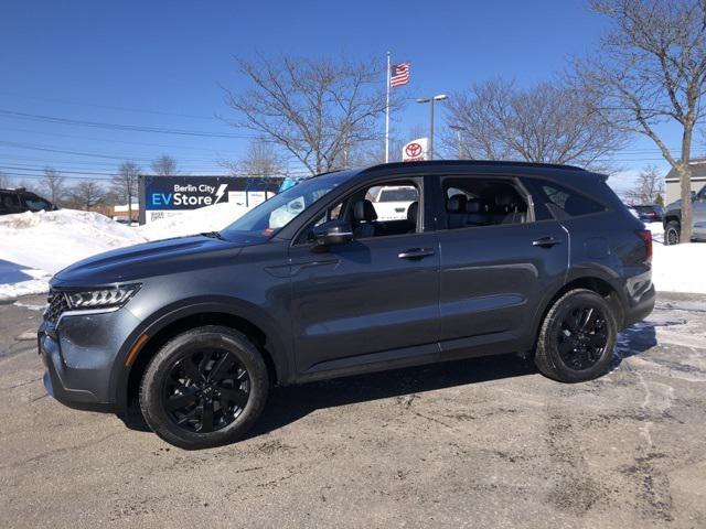 used 2021 Kia Sorento car, priced at $22,131