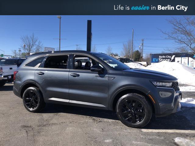 used 2021 Kia Sorento car, priced at $22,131