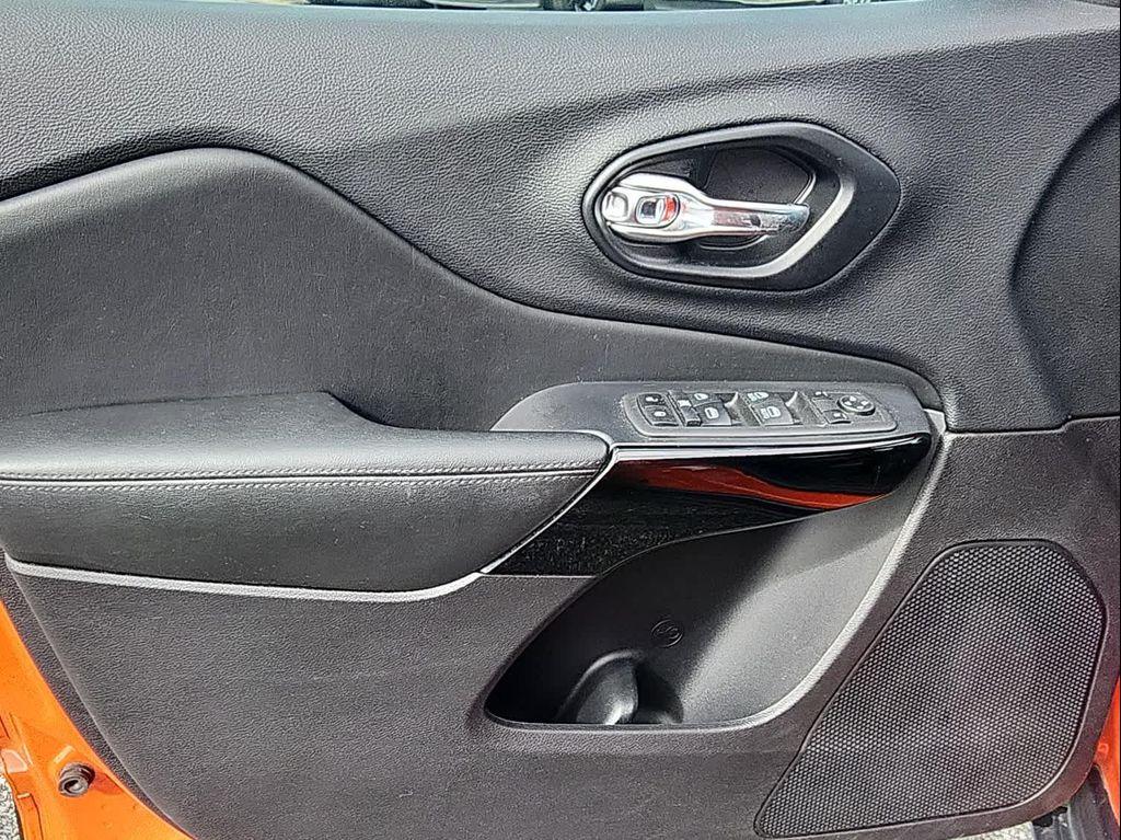 used 2021 Jeep Cherokee car, priced at $19,808