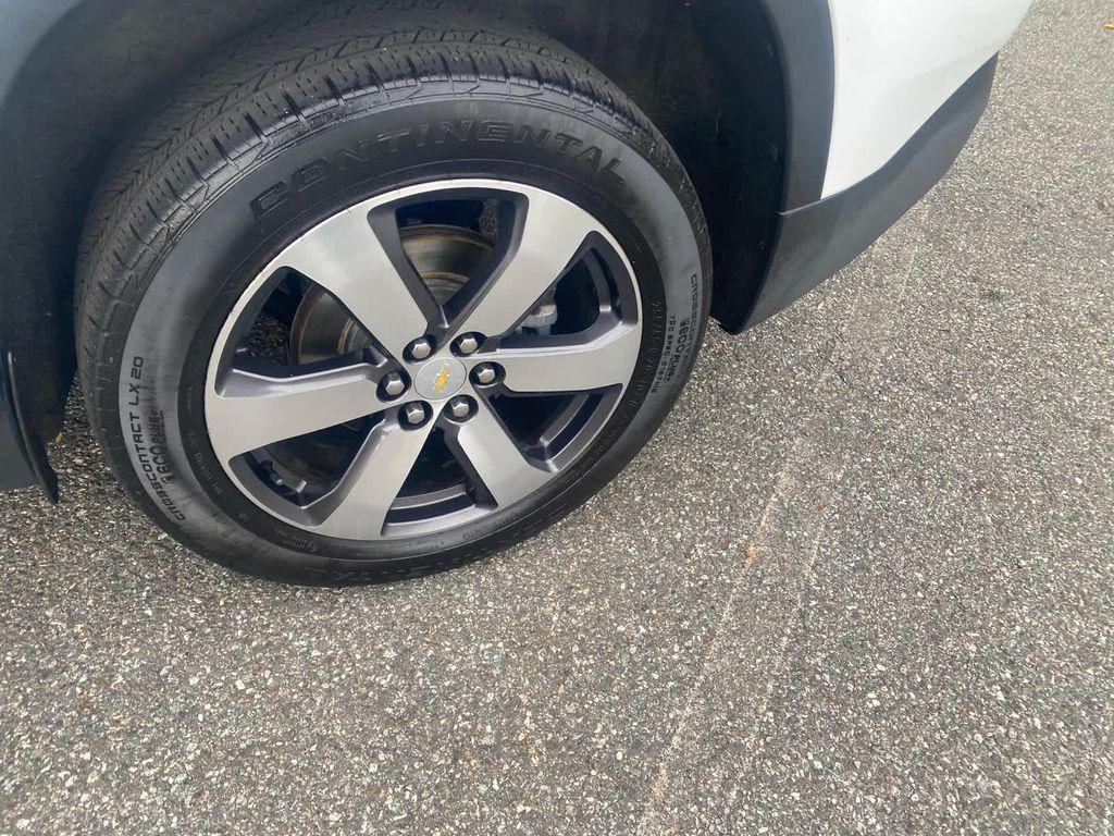 used 2020 Chevrolet Traverse car, priced at $21,808