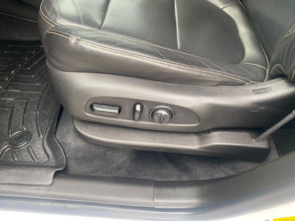 used 2020 Chevrolet Traverse car, priced at $21,808