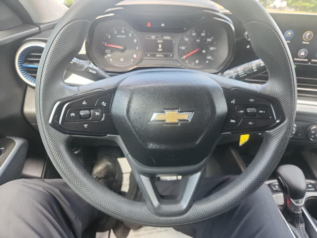 used 2025 Chevrolet Trax car, priced at $21,457