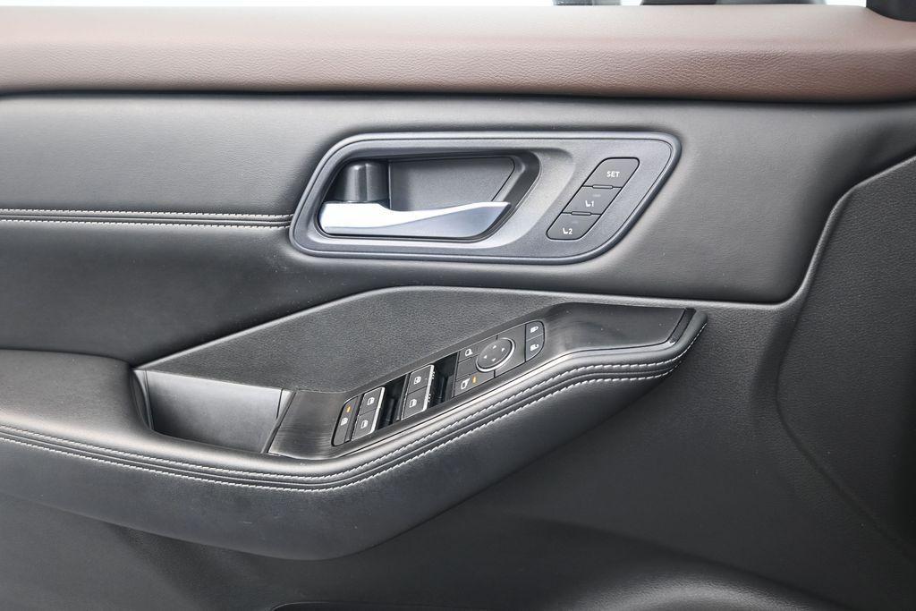 used 2023 Nissan Rogue car, priced at $25,697