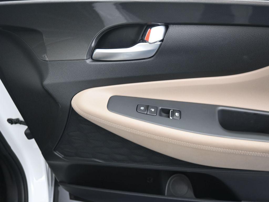 used 2023 Hyundai Santa Fe car, priced at $21,188