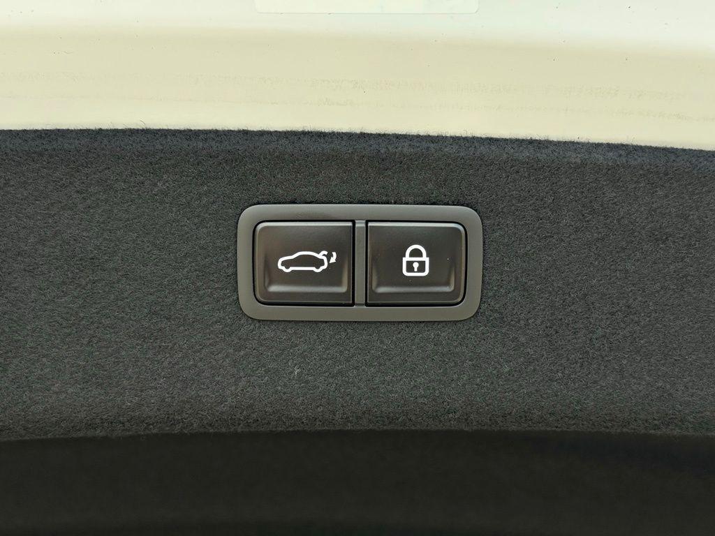 used 2025 Genesis G80 car, priced at $59,336