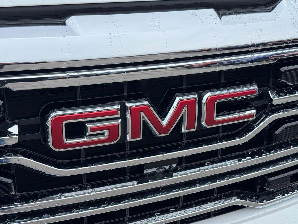 used 2025 GMC Sierra 1500 car, priced at $48,527