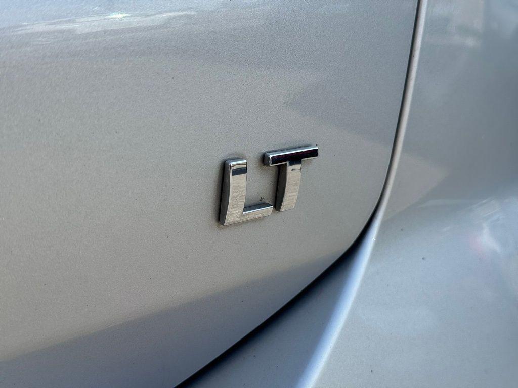 used 2018 Chevrolet Equinox car, priced at $11,245