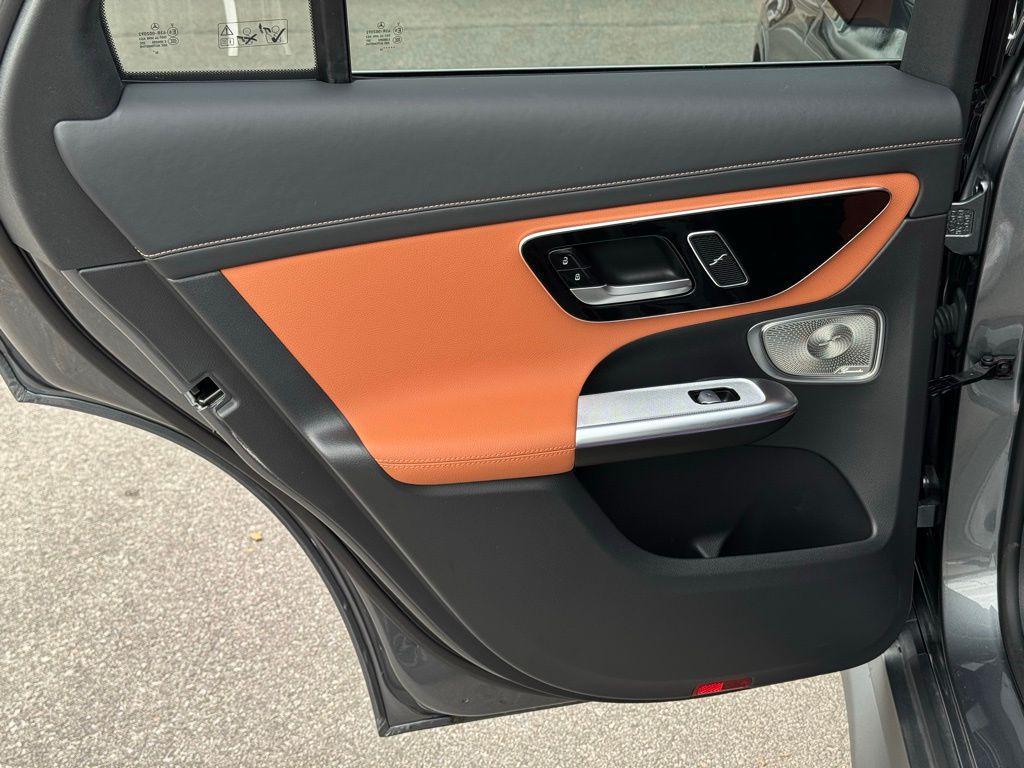 used 2023 Mercedes-Benz GLC 300 car, priced at $35,868