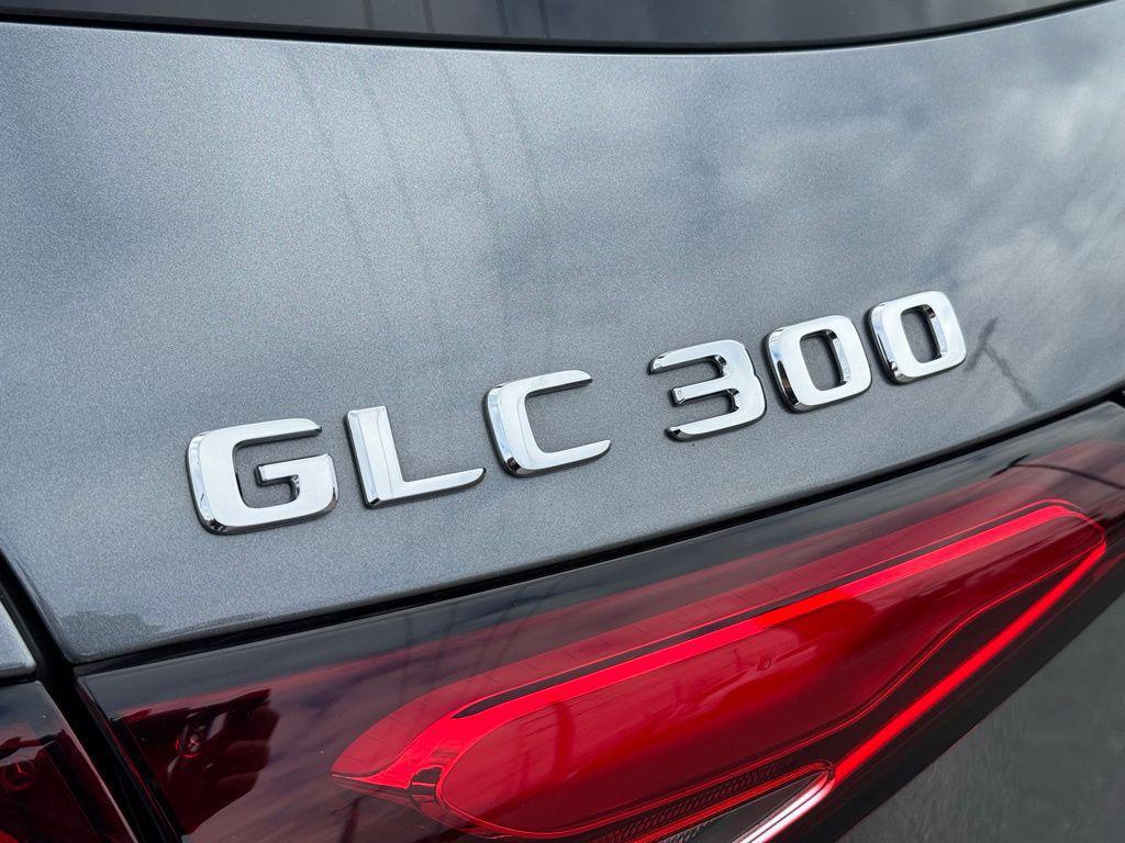 used 2023 Mercedes-Benz GLC 300 car, priced at $35,868