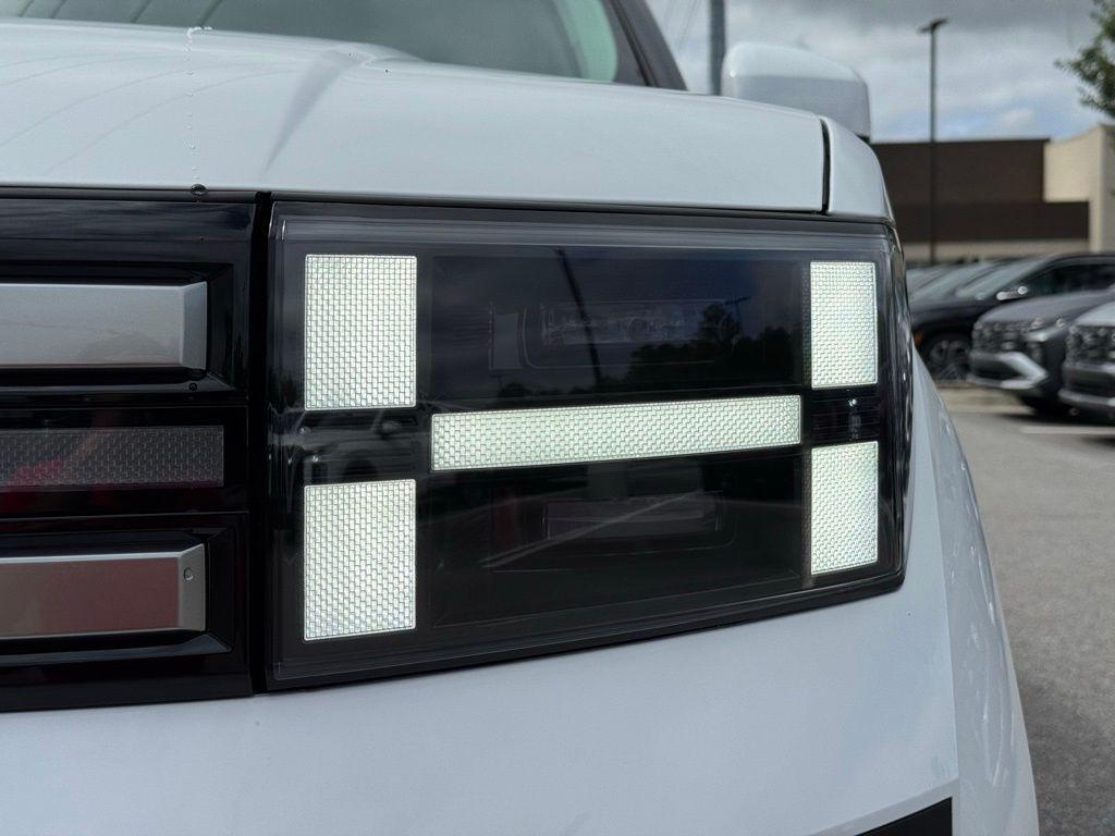 used 2026 Hyundai Santa Fe car, priced at $32,879