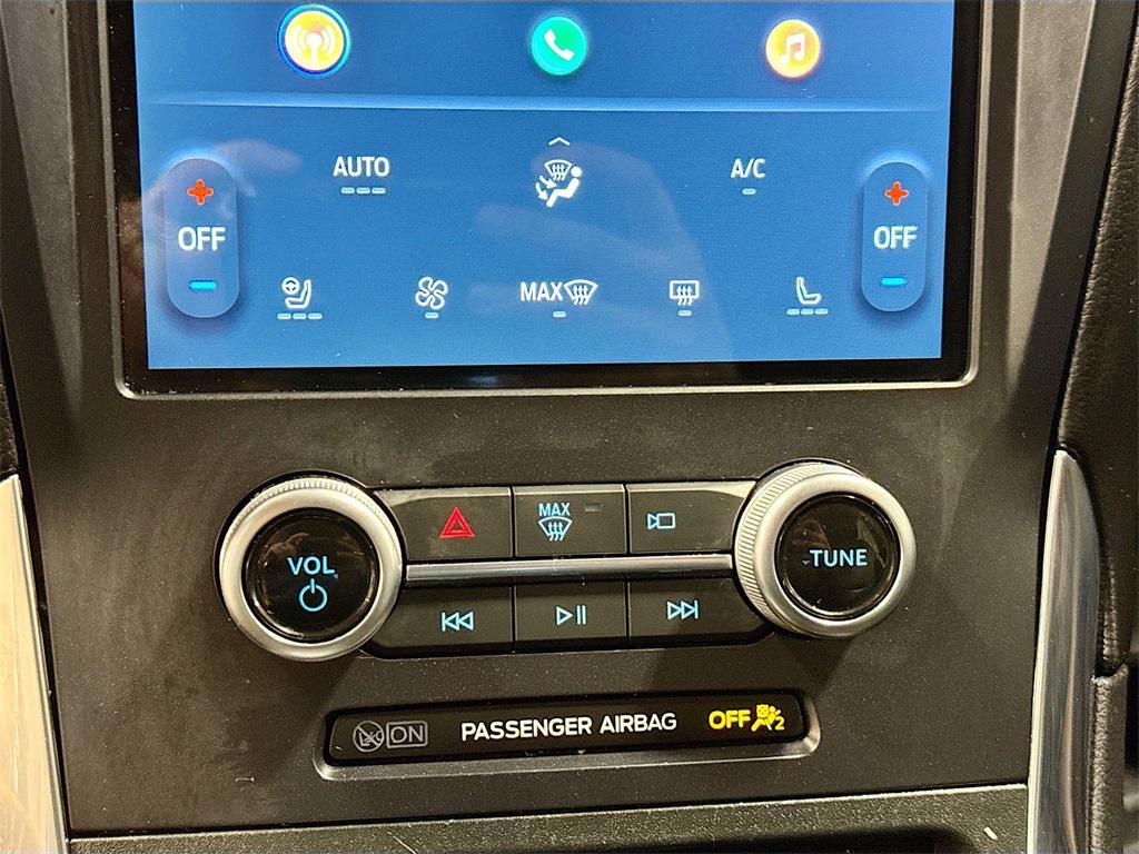 used 2024 Ford Edge car, priced at $27,799