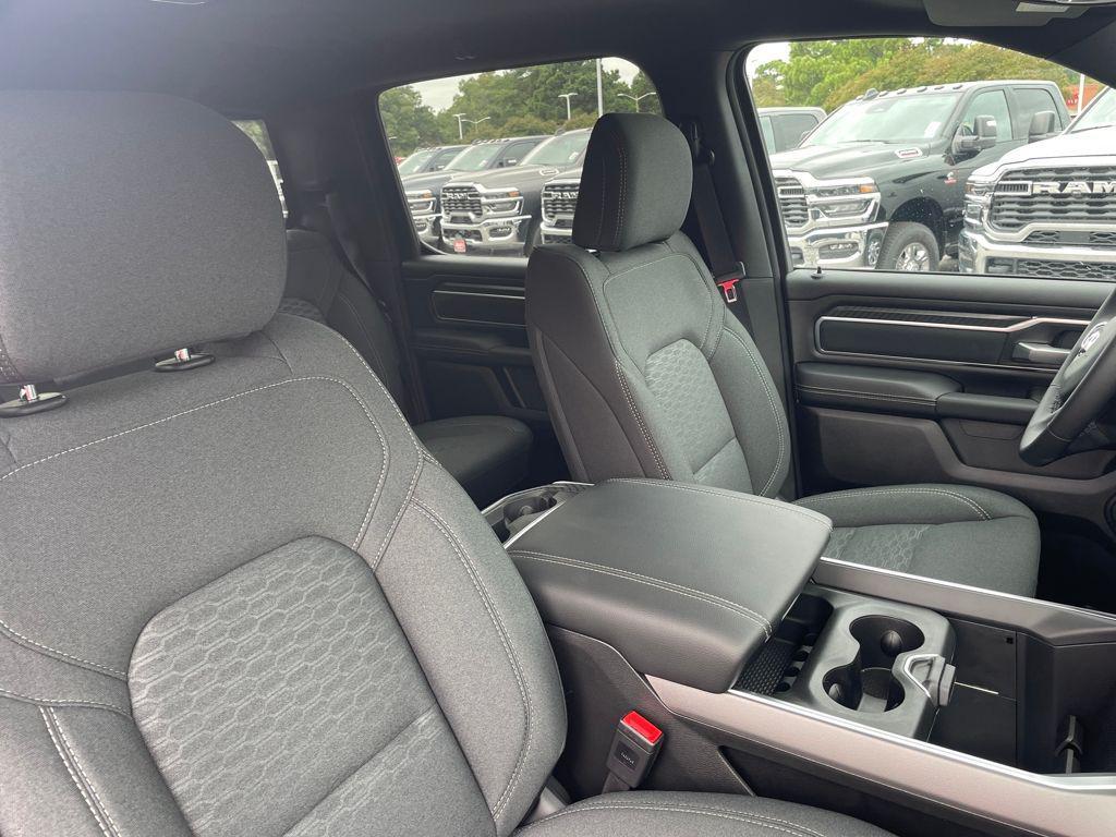 new 2025 Ram 1500 car, priced at $41,947