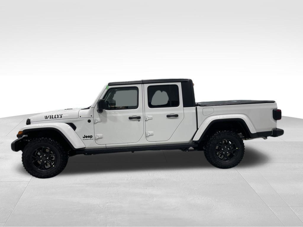 new 2025 Jeep Gladiator car, priced at $39,690