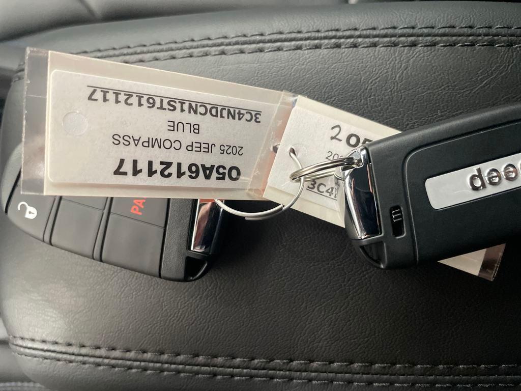 new 2025 Jeep Compass car, priced at $30,000