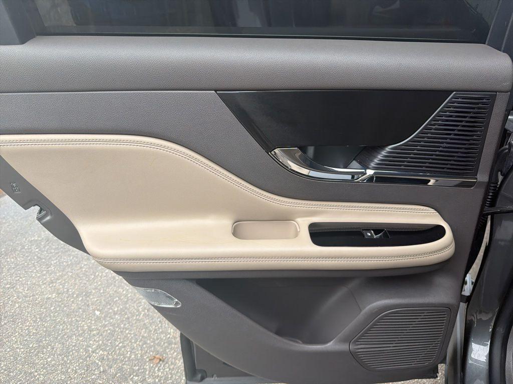 used 2022 Lincoln Corsair car, priced at $21,387