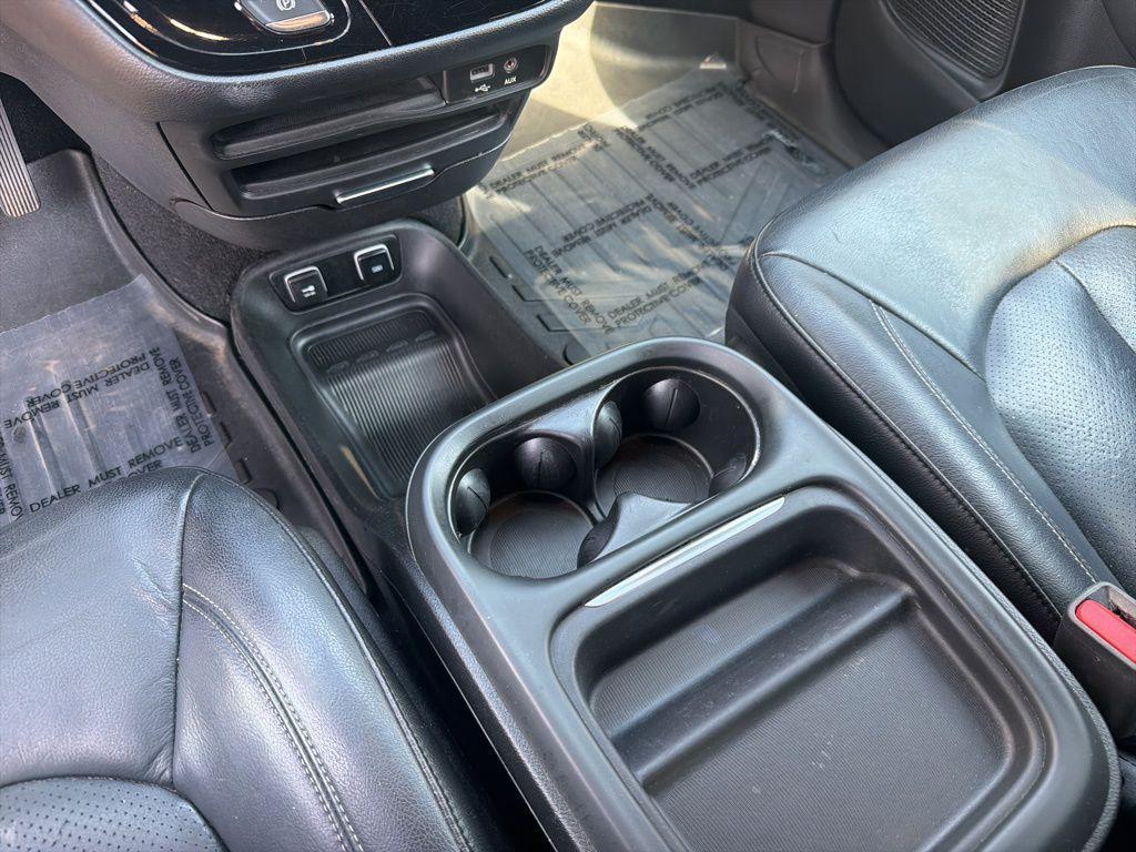 used 2019 Chrysler Pacifica car, priced at $9,990