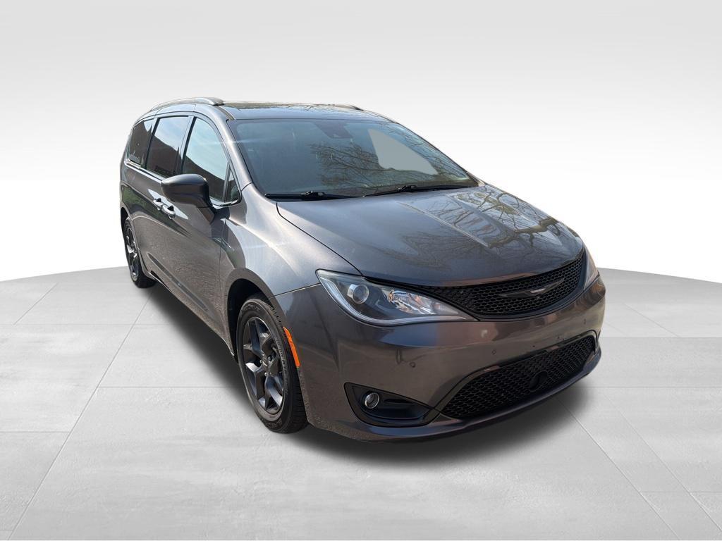 used 2019 Chrysler Pacifica car, priced at $9,990