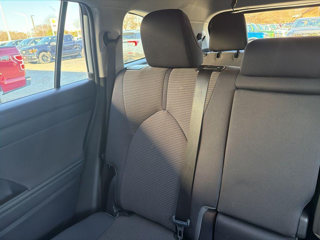 used 2023 Toyota Highlander car