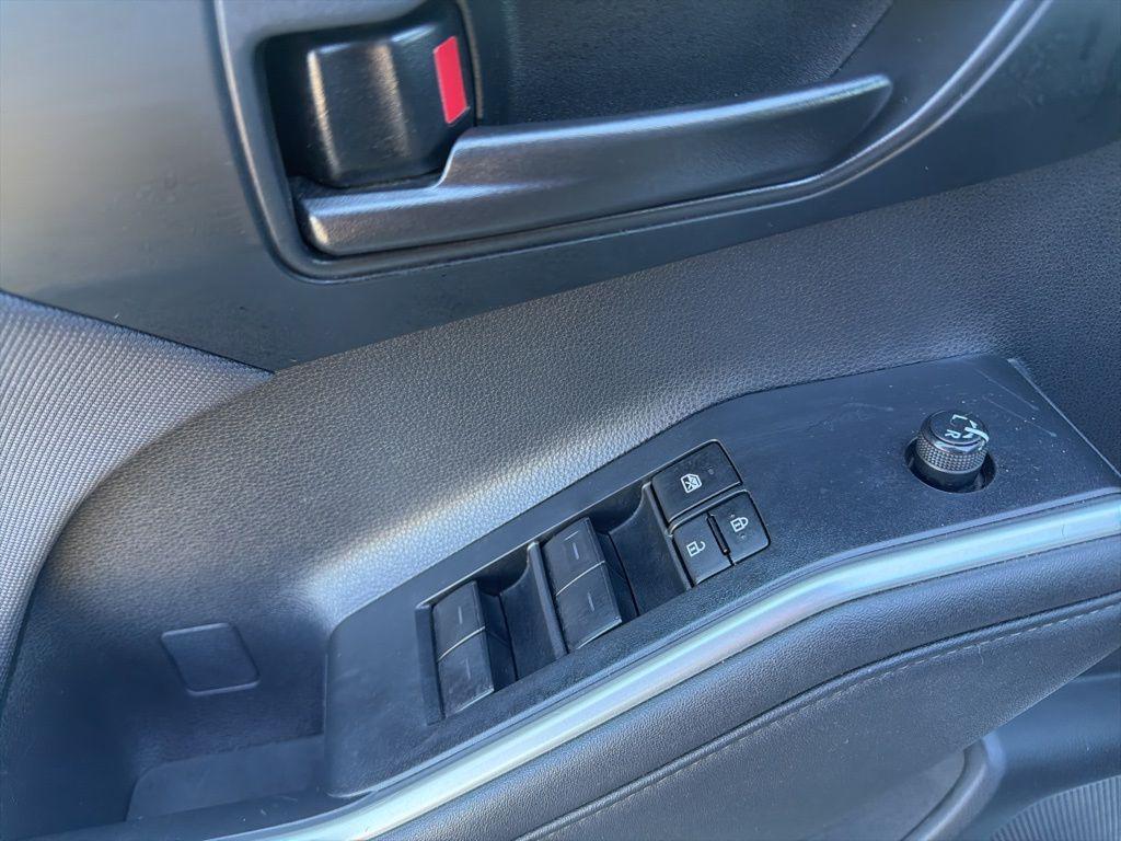 used 2023 Toyota Highlander car