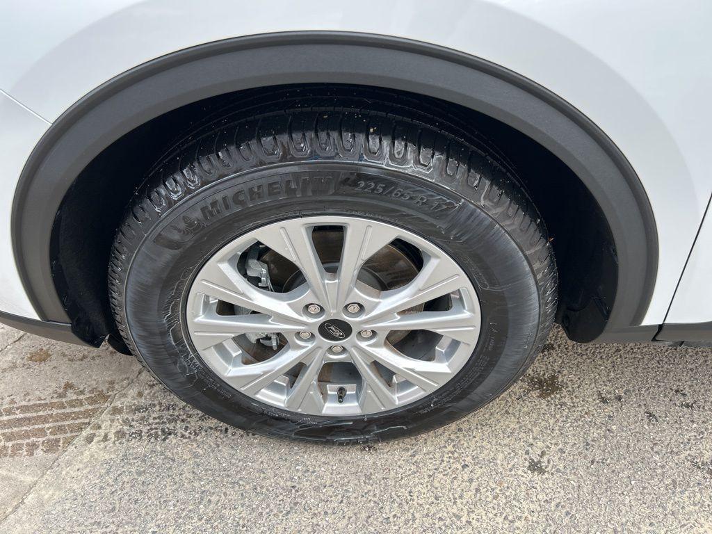 used 2024 Ford Escape car, priced at $21,367