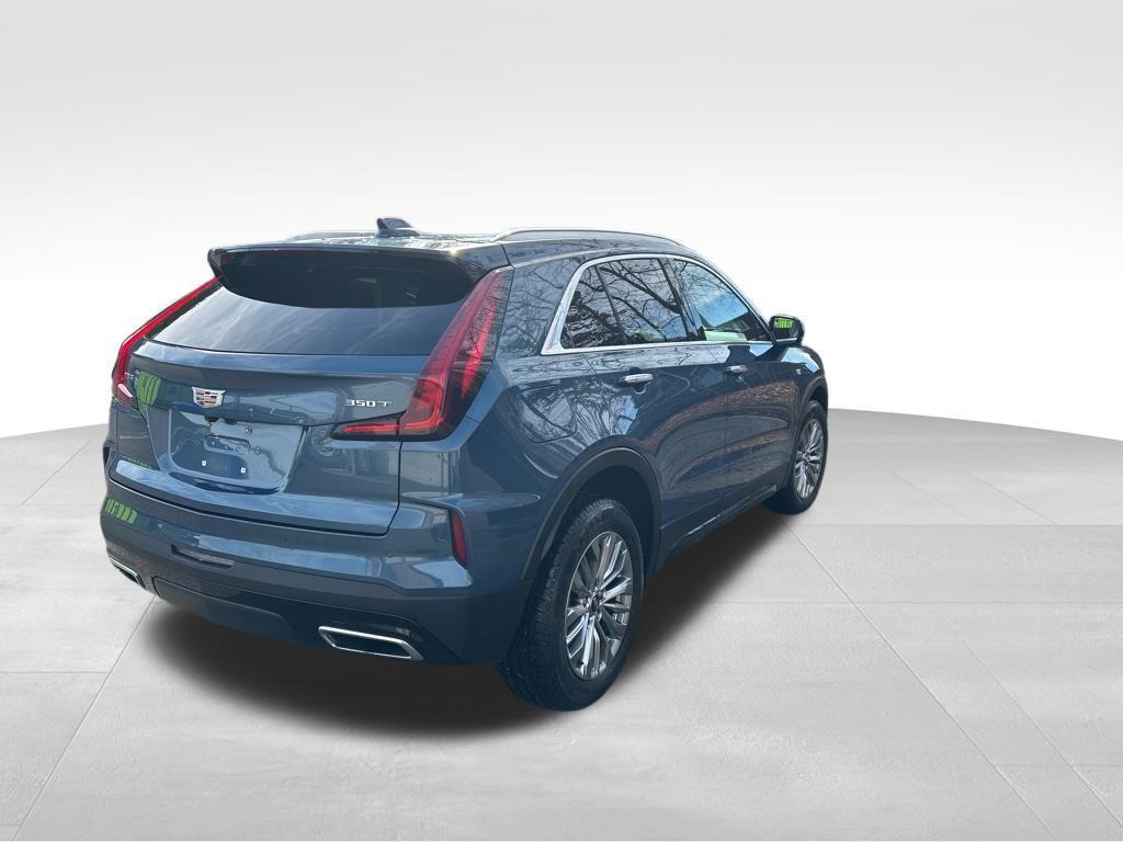 used 2025 Cadillac XT4 car, priced at $30,880