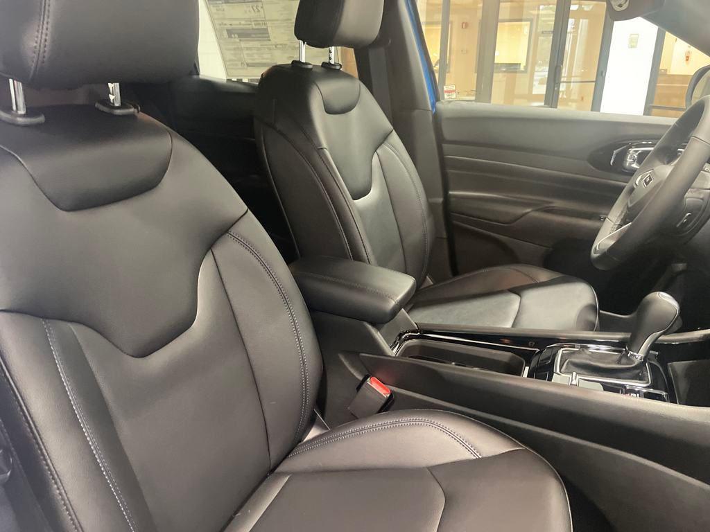 used 2025 Jeep Compass car, priced at $27,841